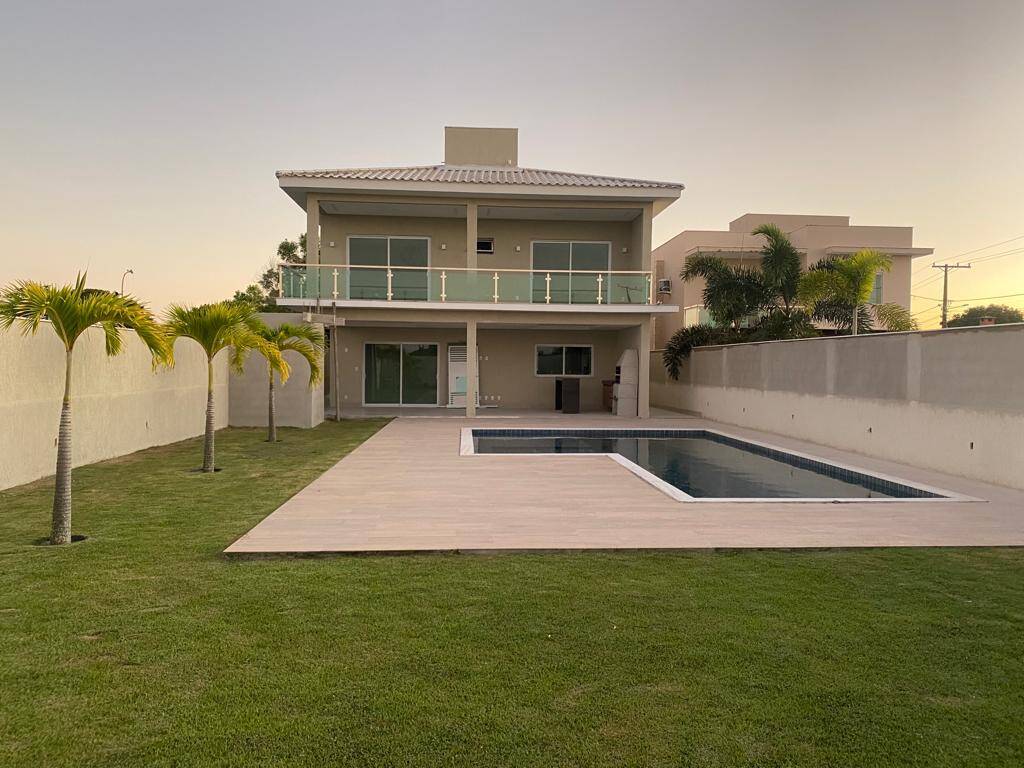 Casa à venda com 3 quartos, 530m² - Foto 2