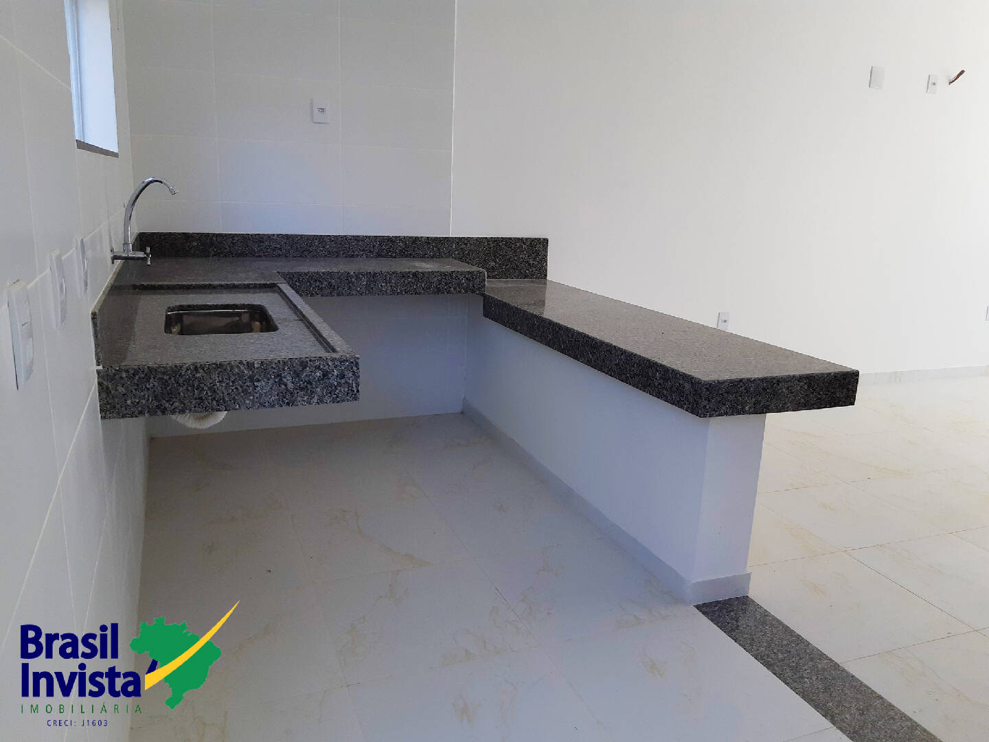 Apartamento à venda com 2 quartos, 84m² - Foto 11