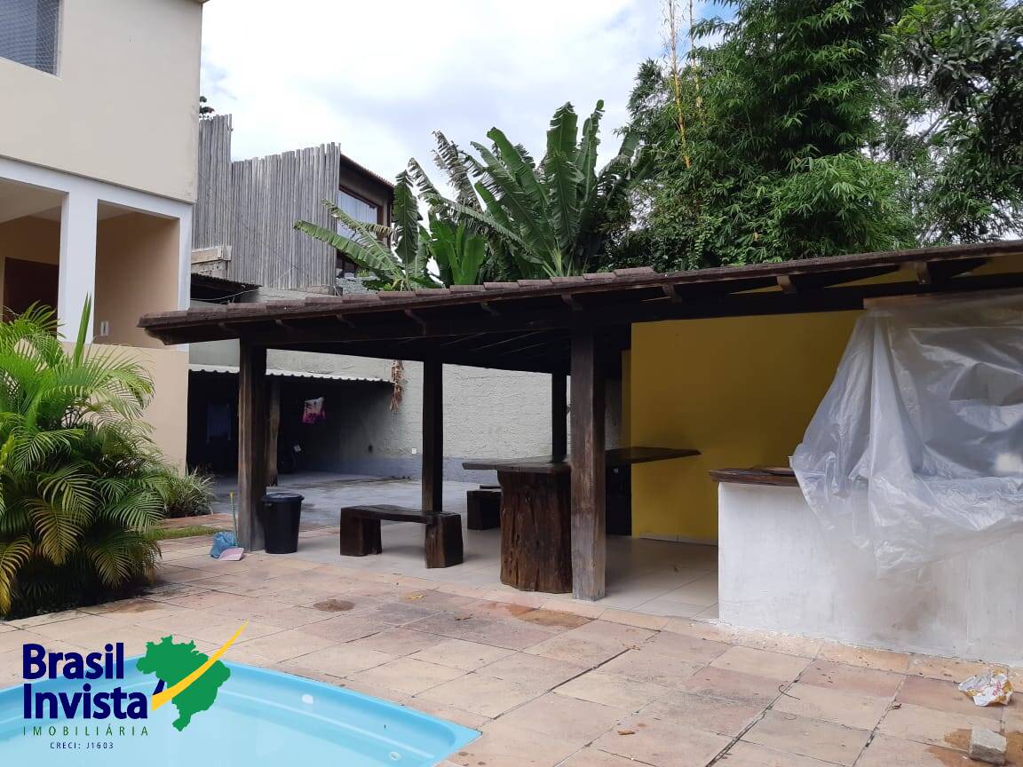 Casa à venda com 10 quartos, 600m² - Foto 2