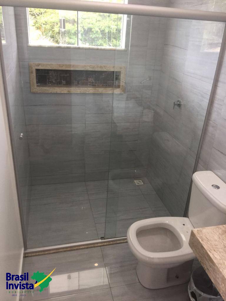 Casa à venda com 4 quartos, 200m² - Foto 14