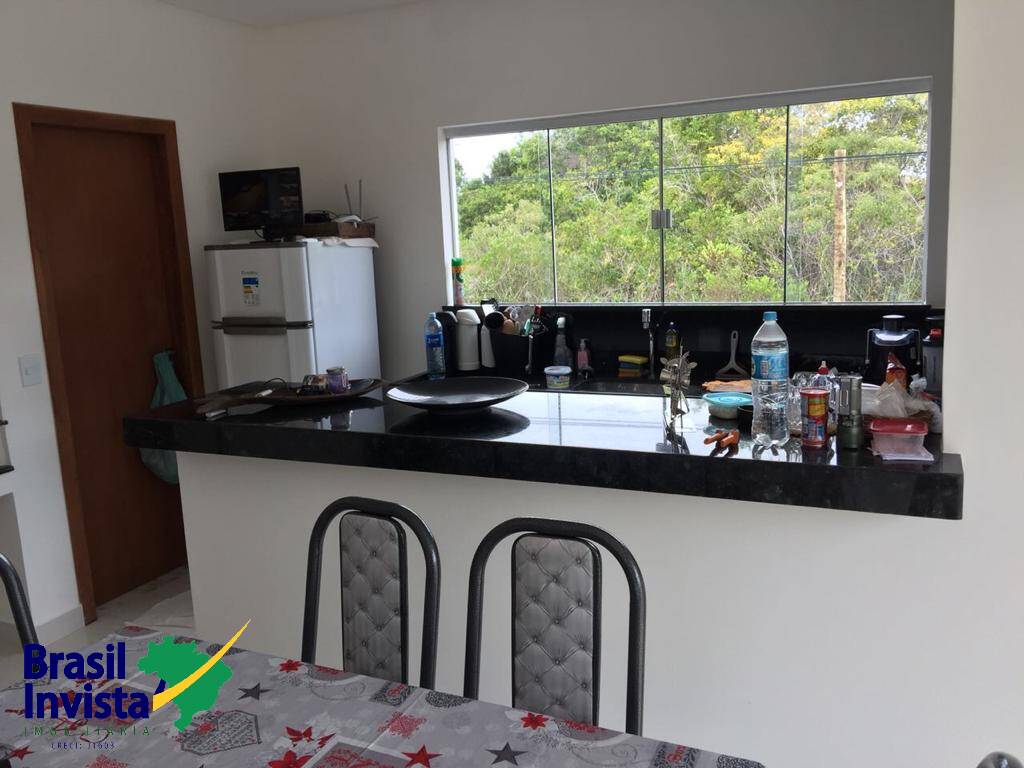 Casa à venda com 4 quartos, 200m² - Foto 17