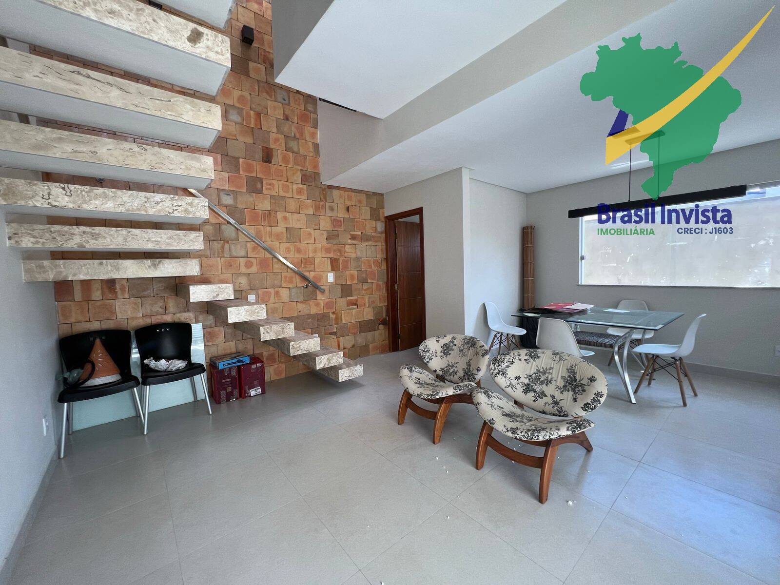 Casa à venda com 2 quartos, 20m² - Foto 1