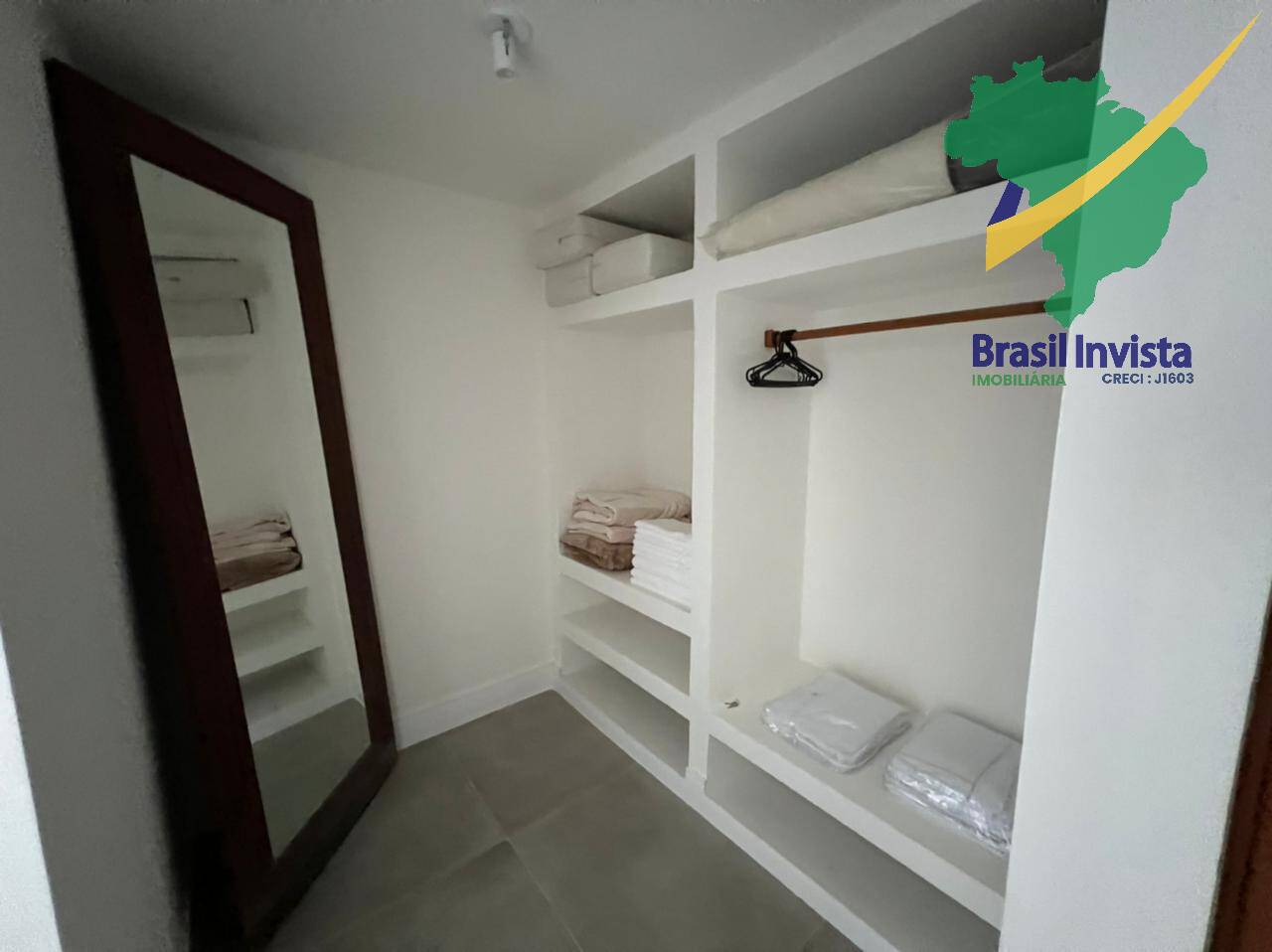 Casa à venda com 7 quartos, 700m² - Foto 31