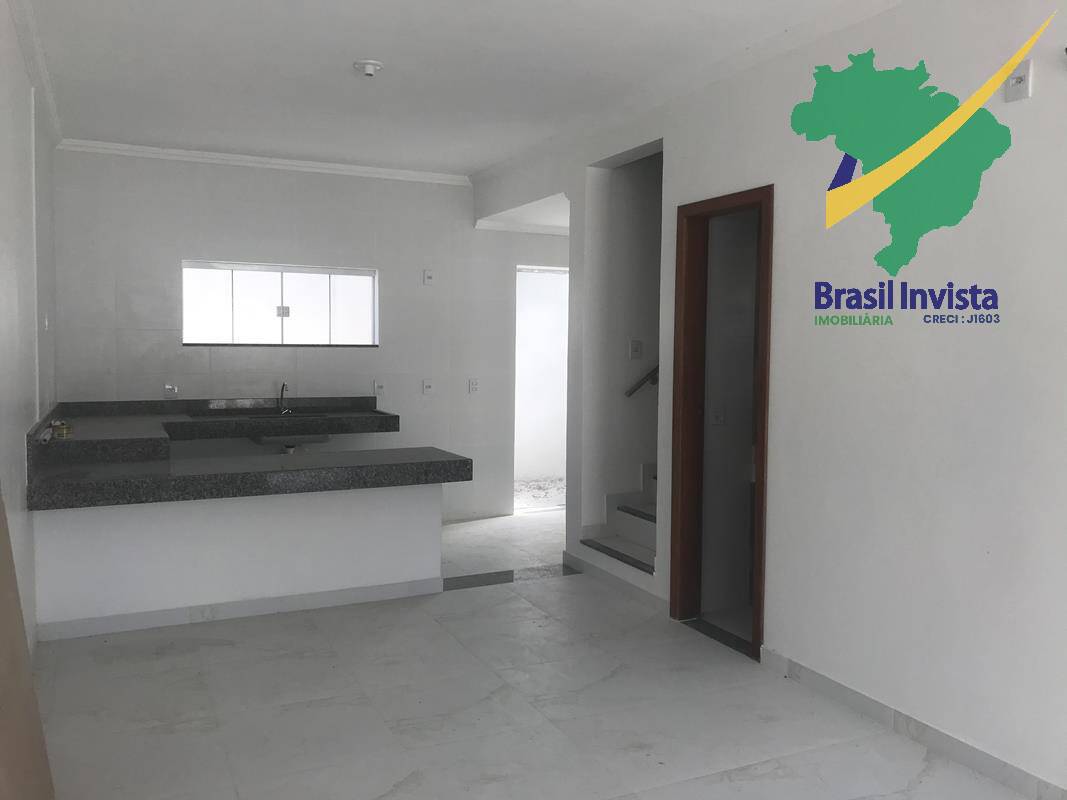 Casa à venda com 2 quartos, 79m² - Foto 13