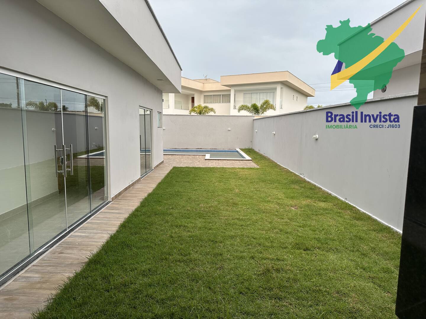 Casa à venda com 3 quartos, 70m² - Foto 16