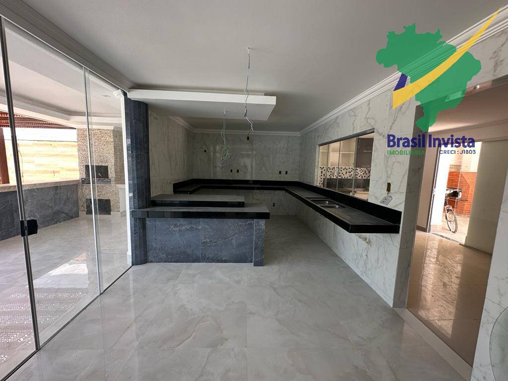 Casa à venda com 6 quartos, 400m² - Foto 14