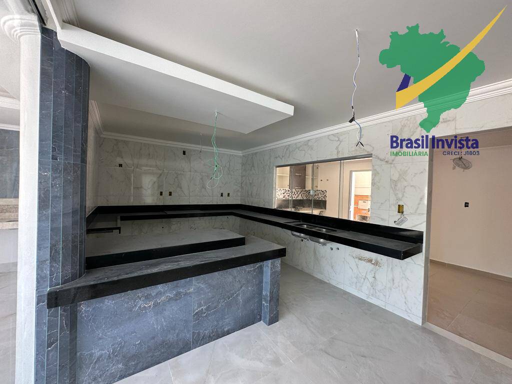 Casa à venda com 6 quartos, 400m² - Foto 15