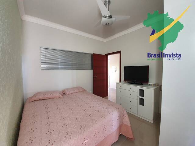 Casa à venda com 4 quartos, 200m² - Foto 18