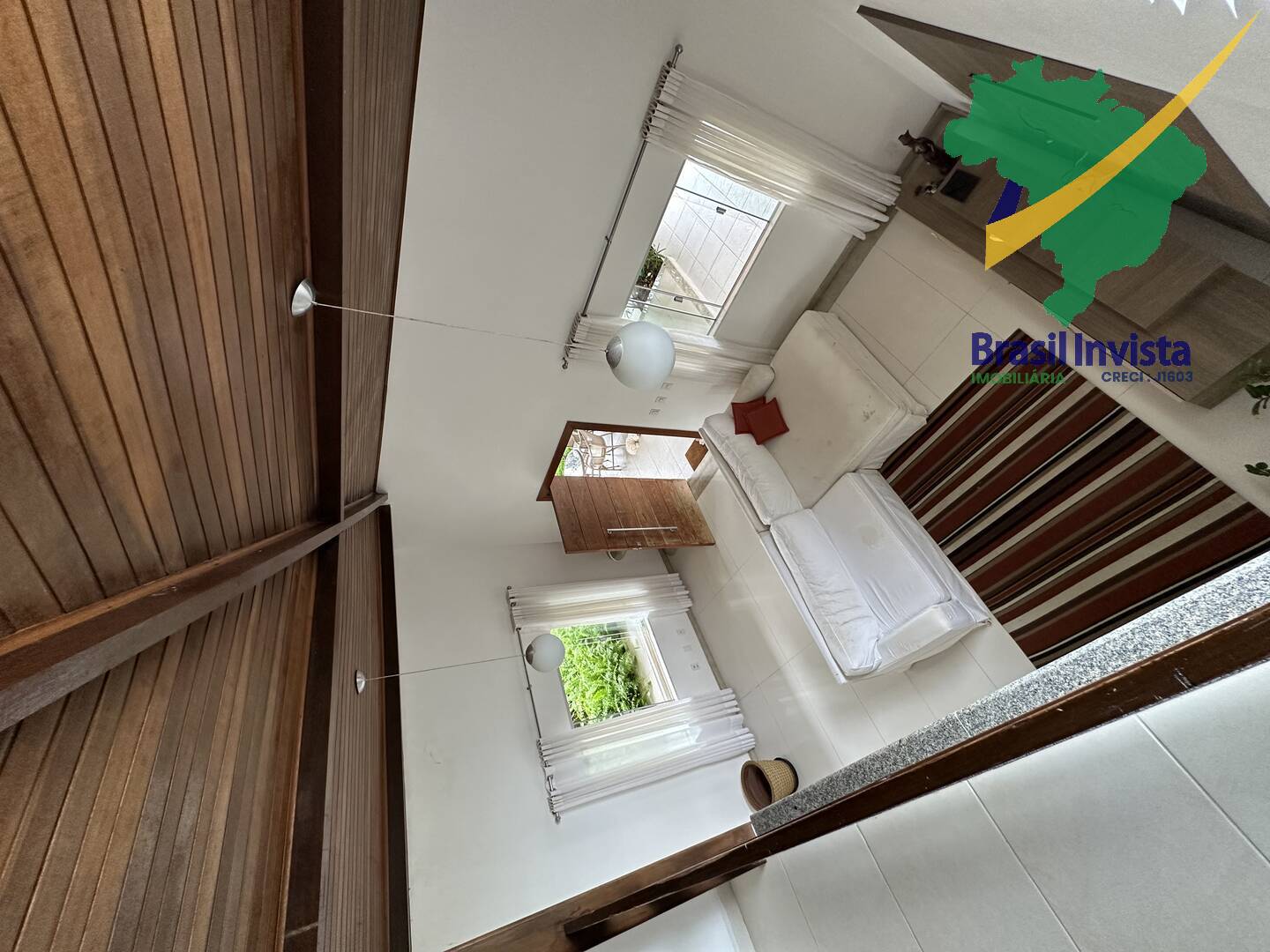 Casa à venda com 5 quartos, 120m² - Foto 18