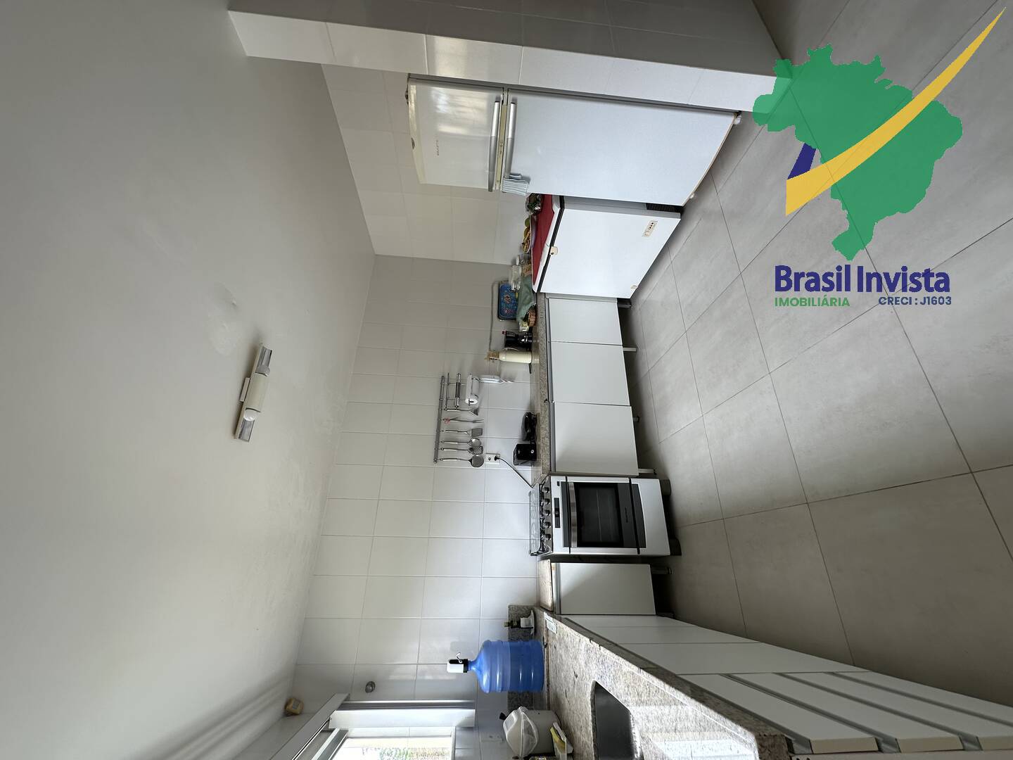 Casa à venda com 5 quartos, 120m² - Foto 24