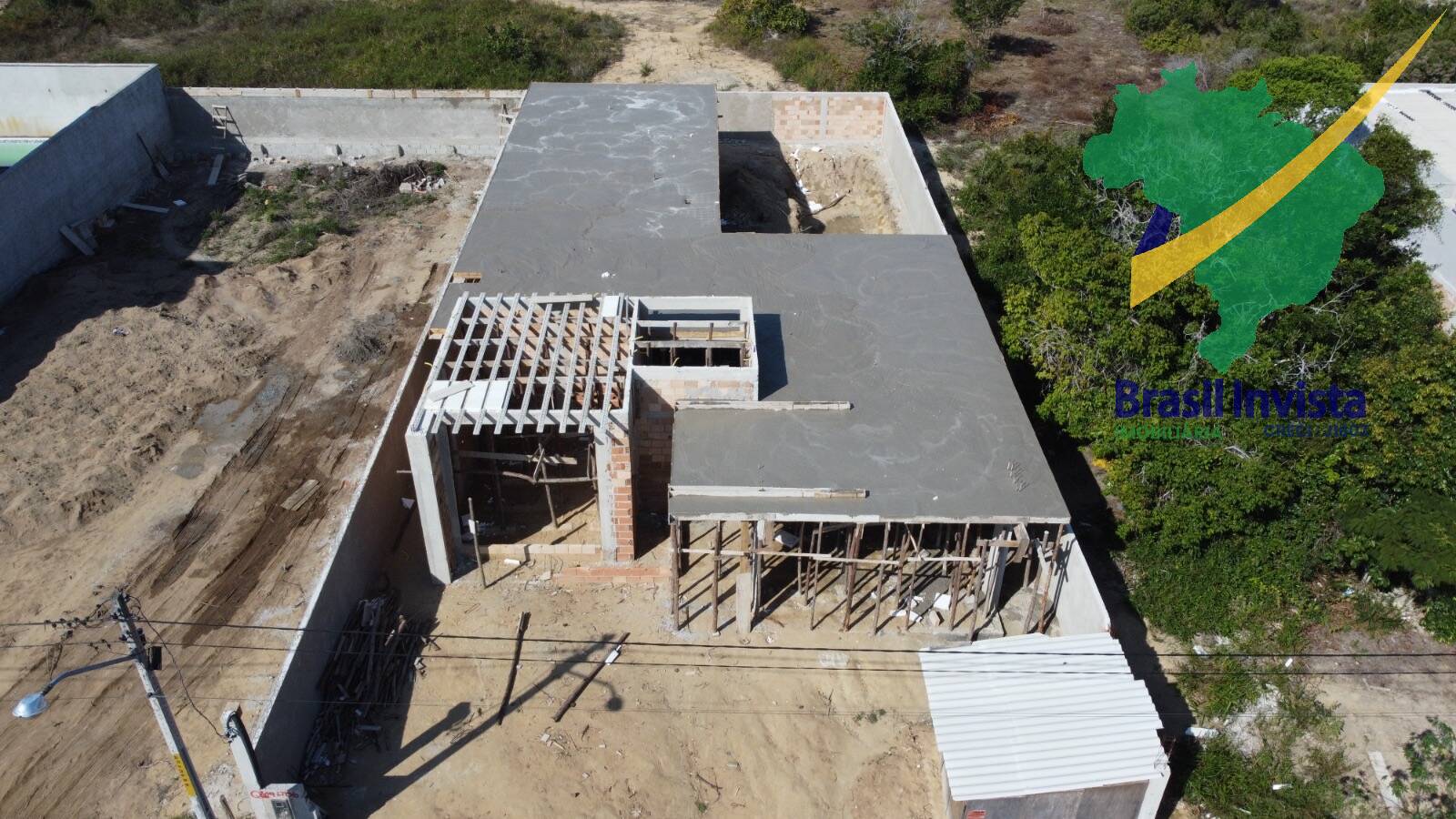 Casa à venda com 4 quartos, 200m² - Foto 6