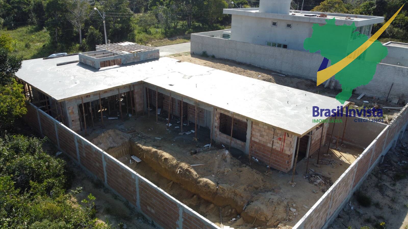 Casa à venda com 4 quartos, 200m² - Foto 13