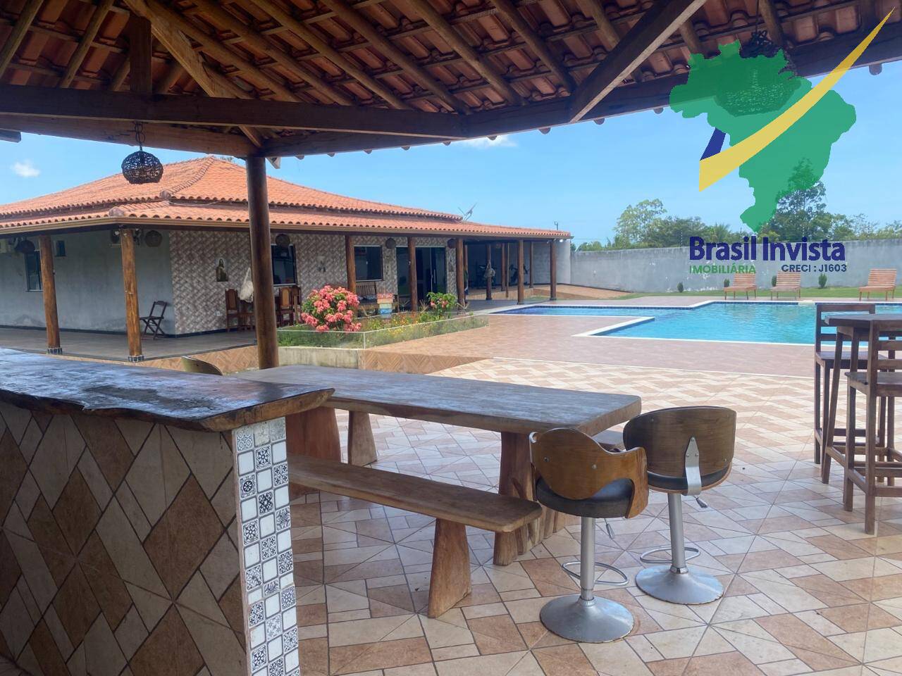 Fazenda à venda com 4 quartos, 2800m² - Foto 1