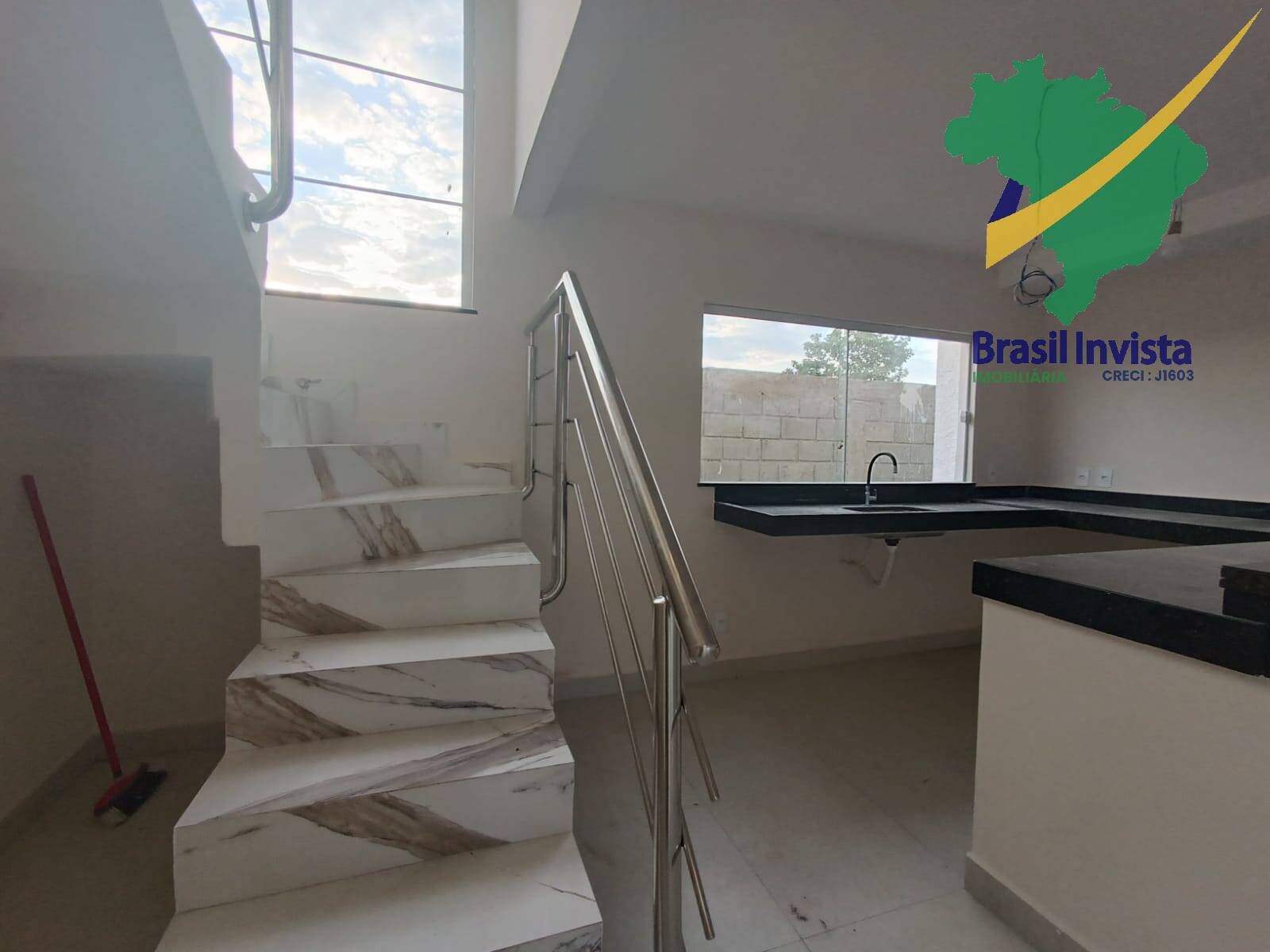 Apartamento à venda com 3 quartos, 122m² - Foto 19