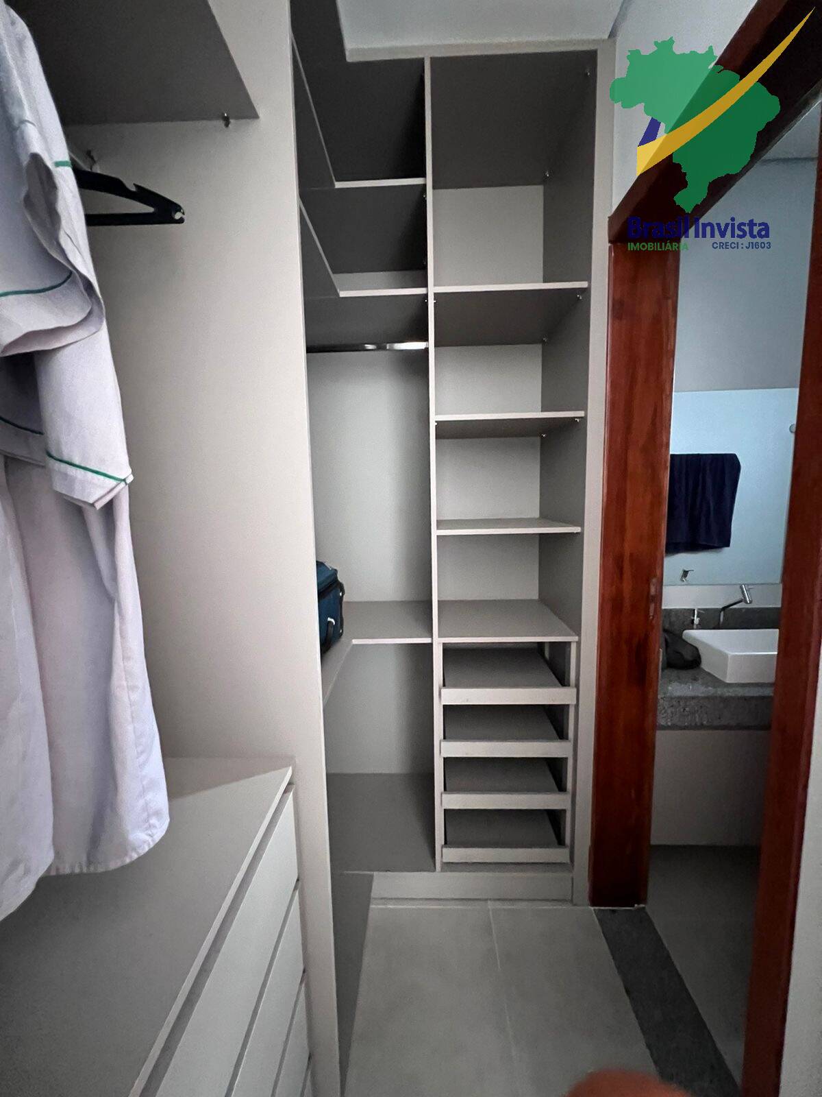 Apartamento à venda com 3 quartos, 124m² - Foto 6